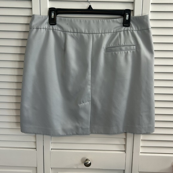 IZOD Golf skort - Picture 5 of 10